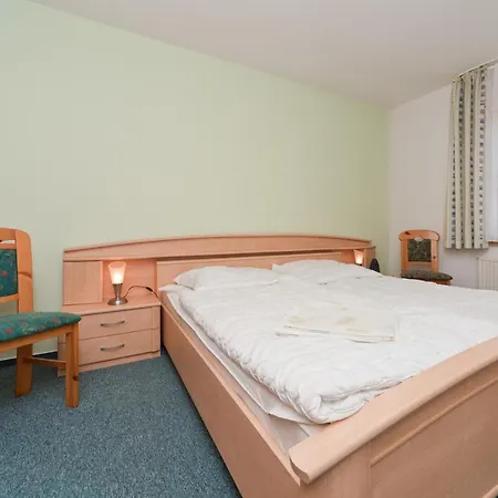 Freesenbruch 2 2 - Bernstein * Zingst